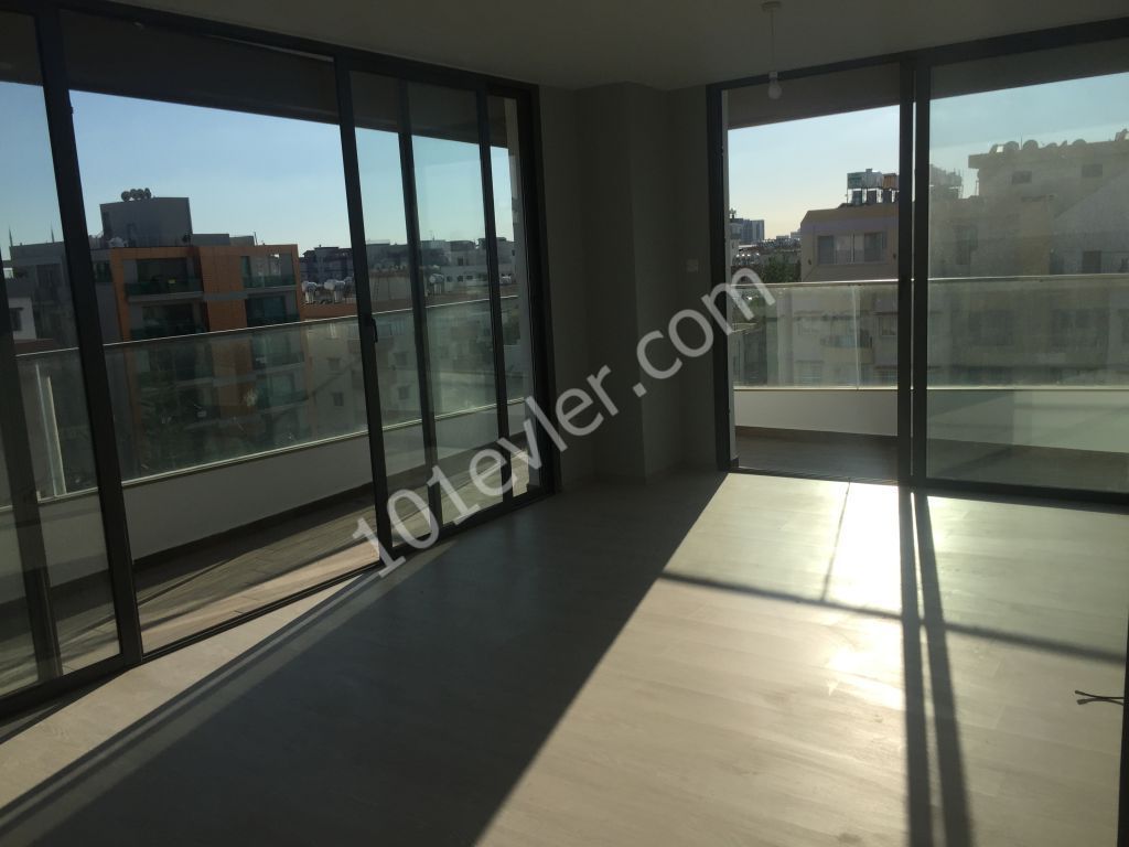 1+1 Flat For Sale In Famagusta Center