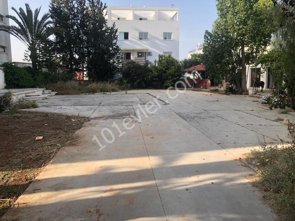 Residential Zoned Plot To Rent in Küçük Kaymaklı, Nicosia