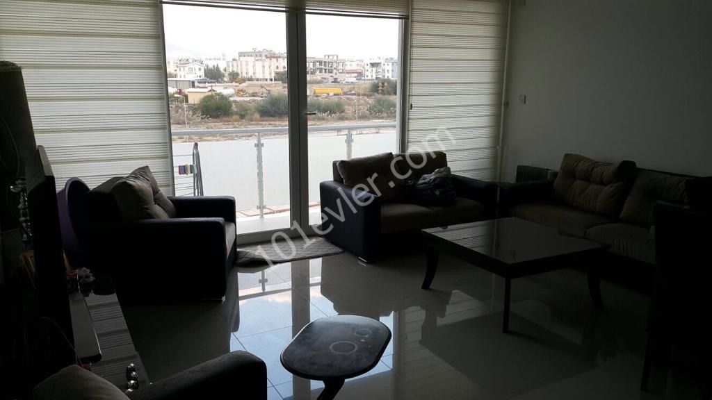 Flat For Sale in Küçük Kaymaklı, Nicosia