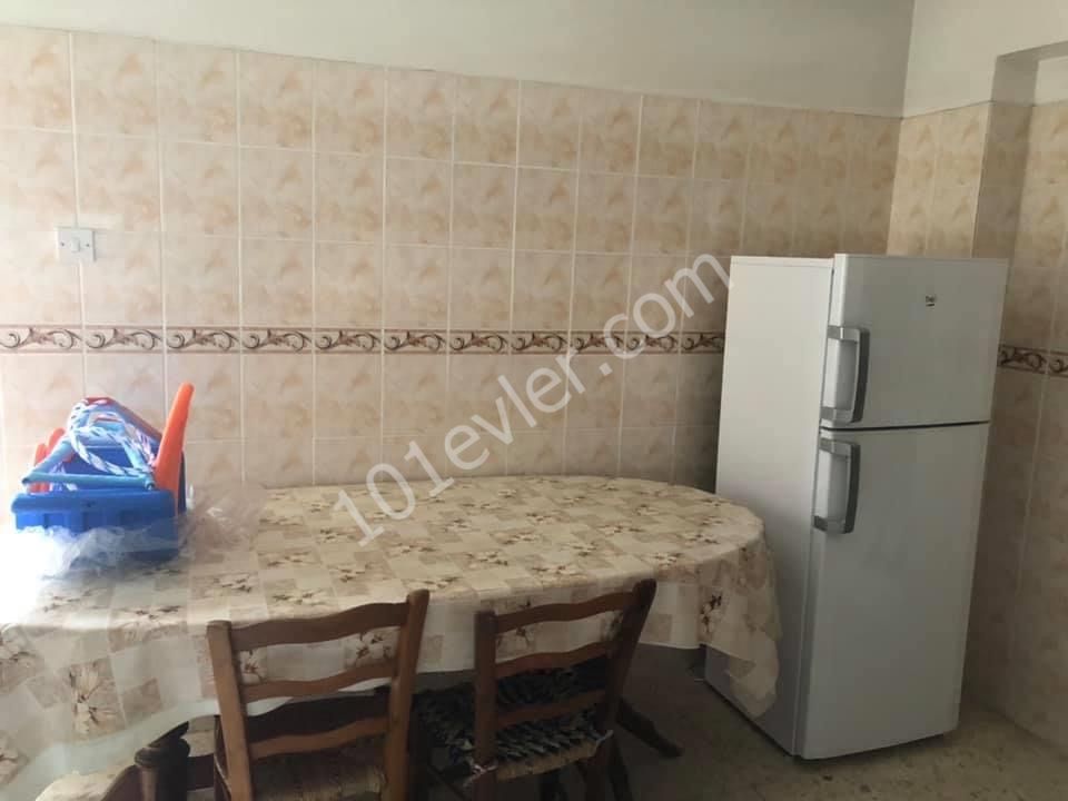 LEFKOŞA DUMLUPINAR DA 3+1 FULL EŞYALI DAİRE