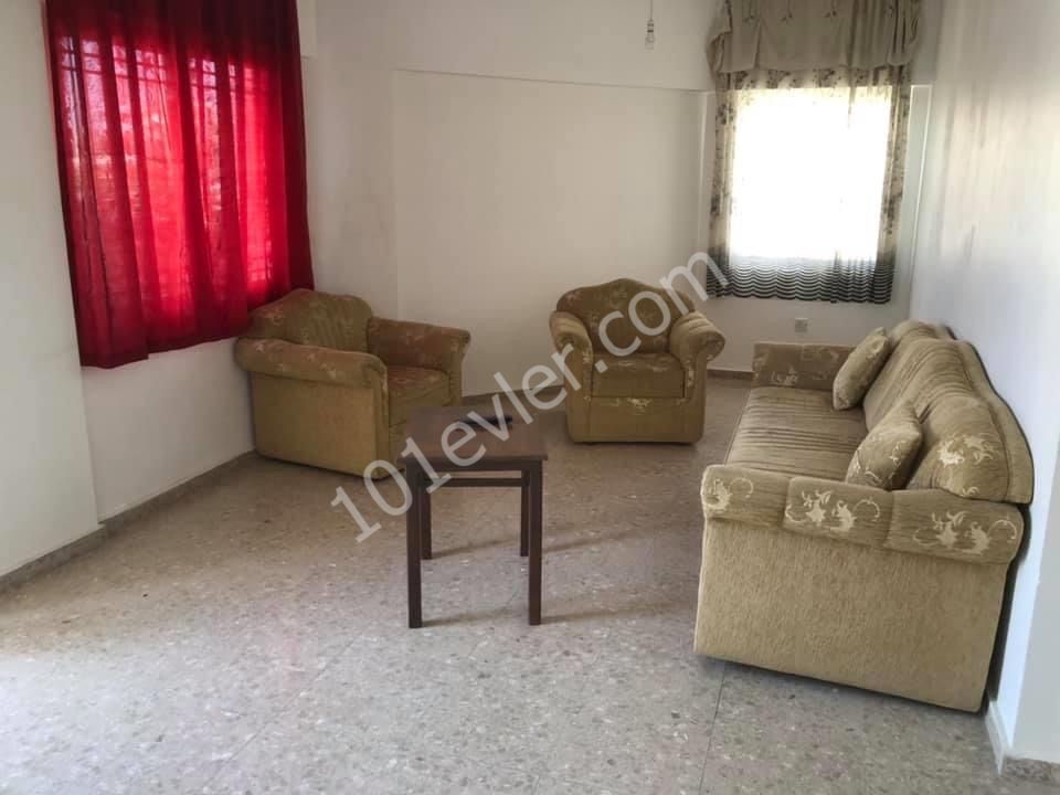 LEFKOŞA DUMLUPINAR DA 3+1 FULL EŞYALI DAİRE 