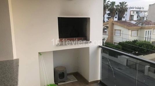 LEFKOŞA GÖNYELİ  BÖLGESİNDE 2+1 FULL EŞYALI LÜKS DAİRE