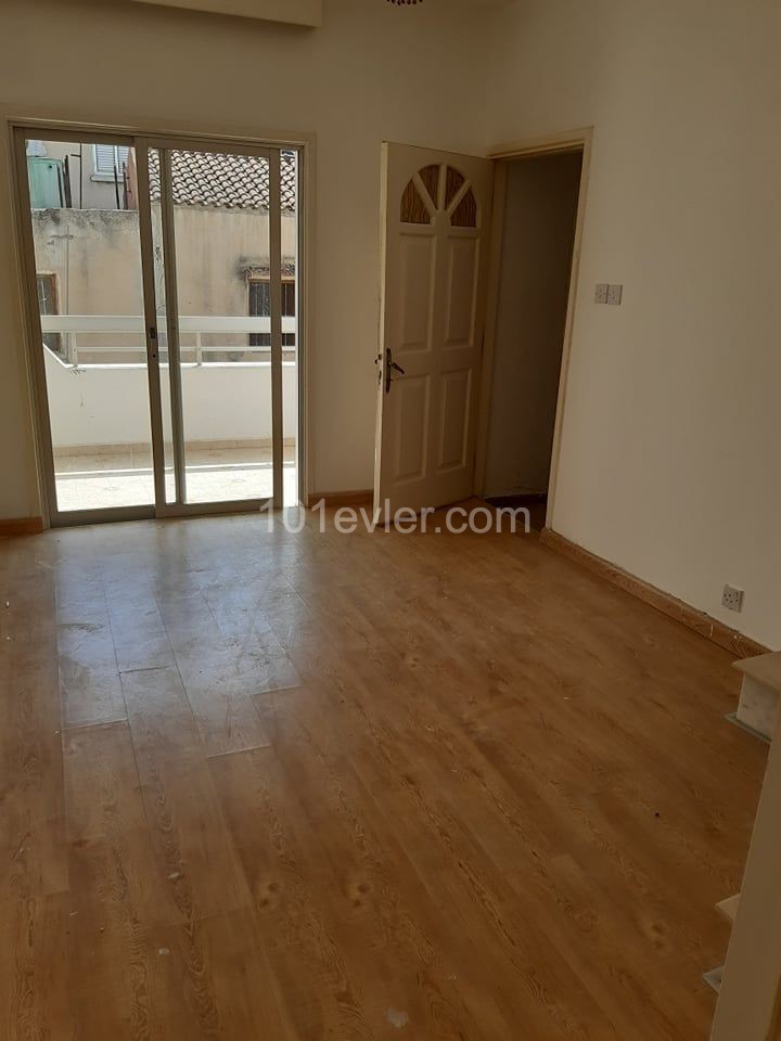 LEFKOŞA ORTAKÖY BÖLGESİNDE 2+1 MÜSTAKİL TARZ DAİRE