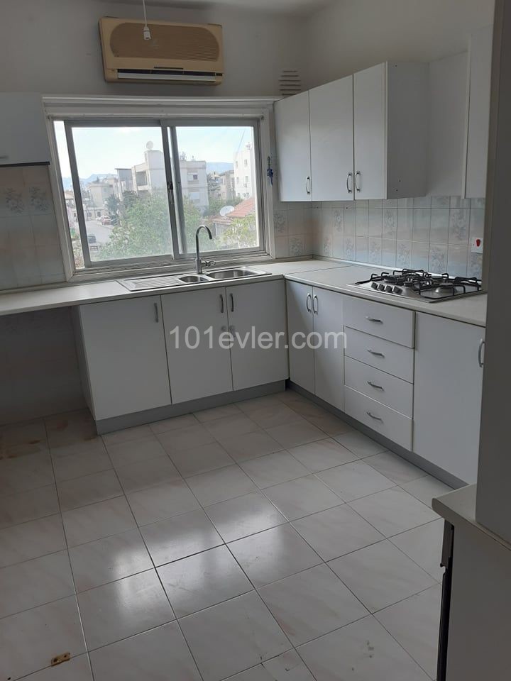 Flat To Rent in Ortaköy, Nicosia