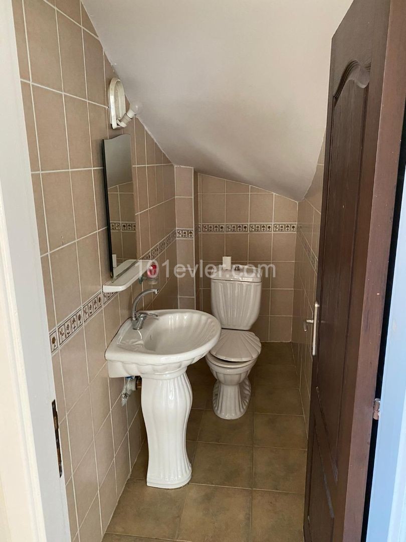 Villa To Rent in Dumlupınar, Nicosia