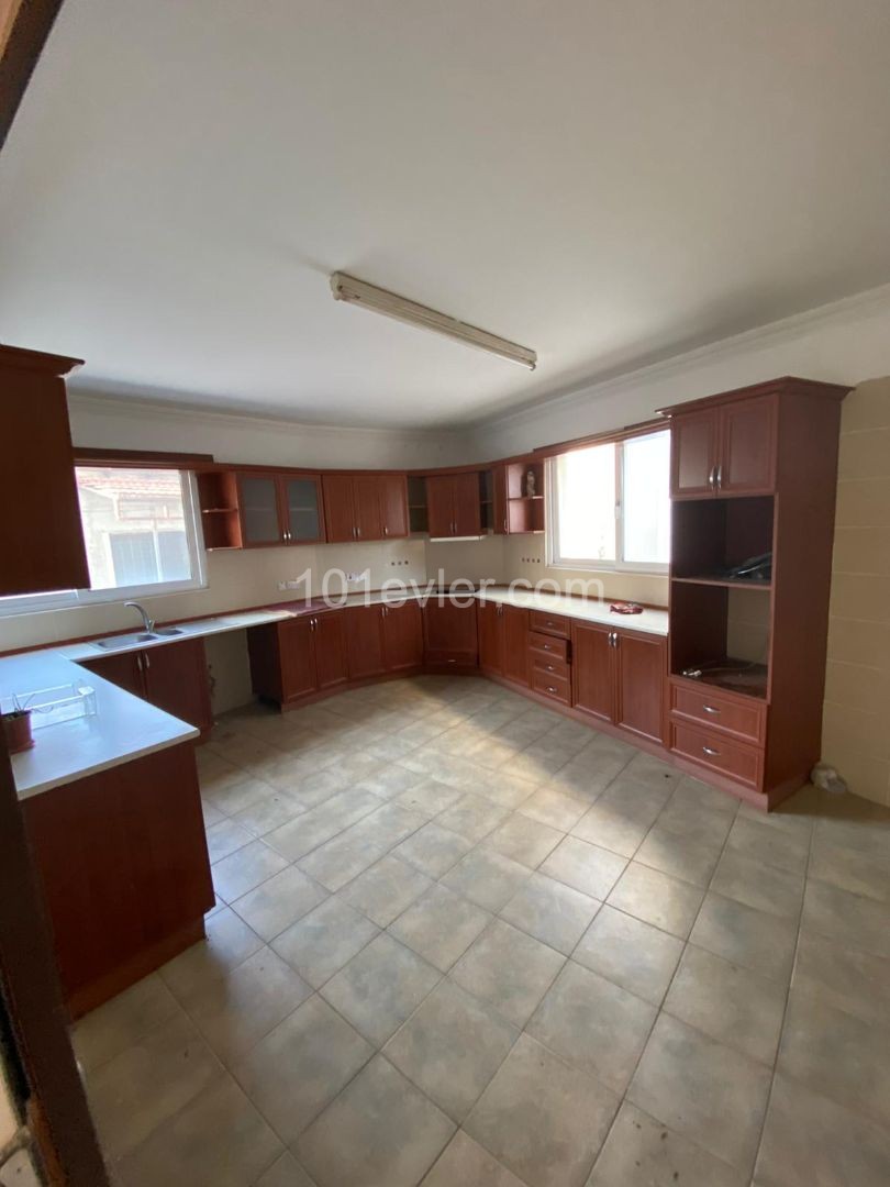 Villa To Rent in Dumlupınar, Nicosia