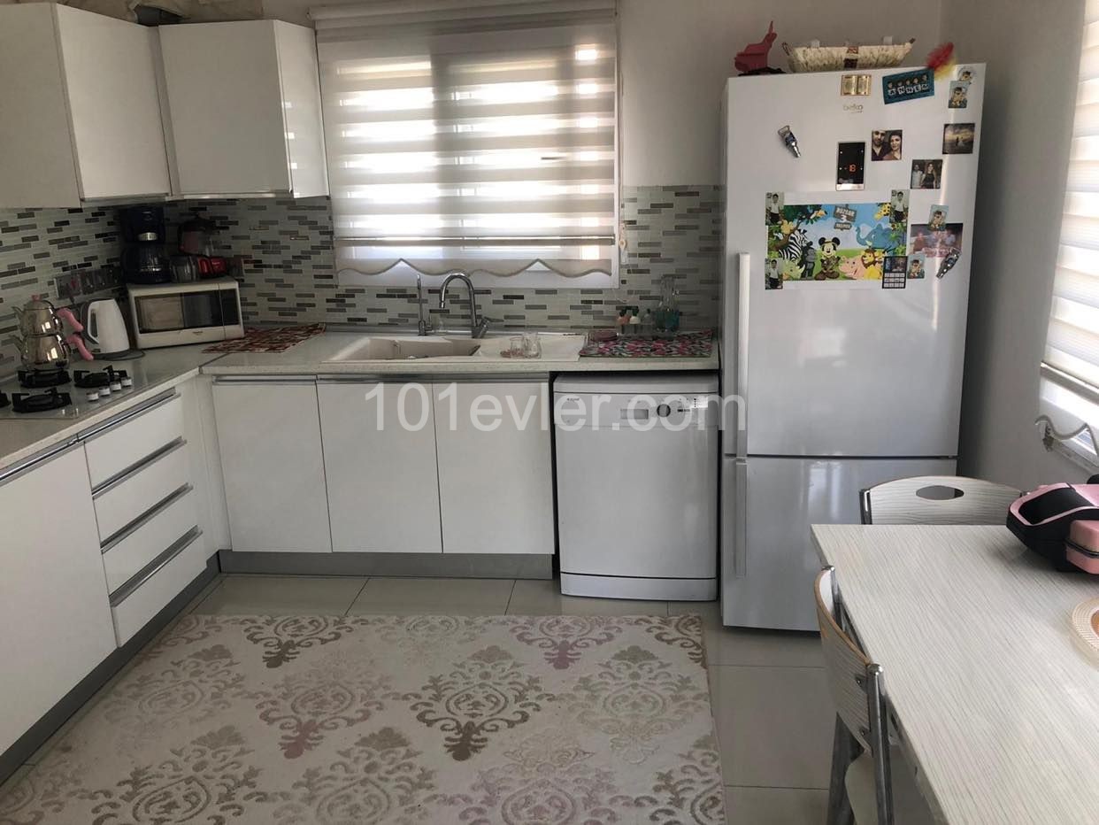 Flat To Rent in Köşklüçiftlik, Nicosia