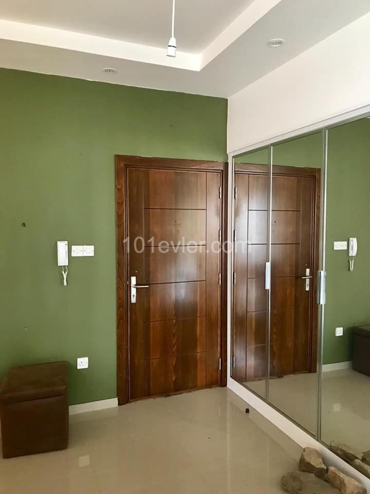 HEMEN MÜSAİT YENİŞEHİR Bölgesi 2+1 FULL full eşyalı daire.