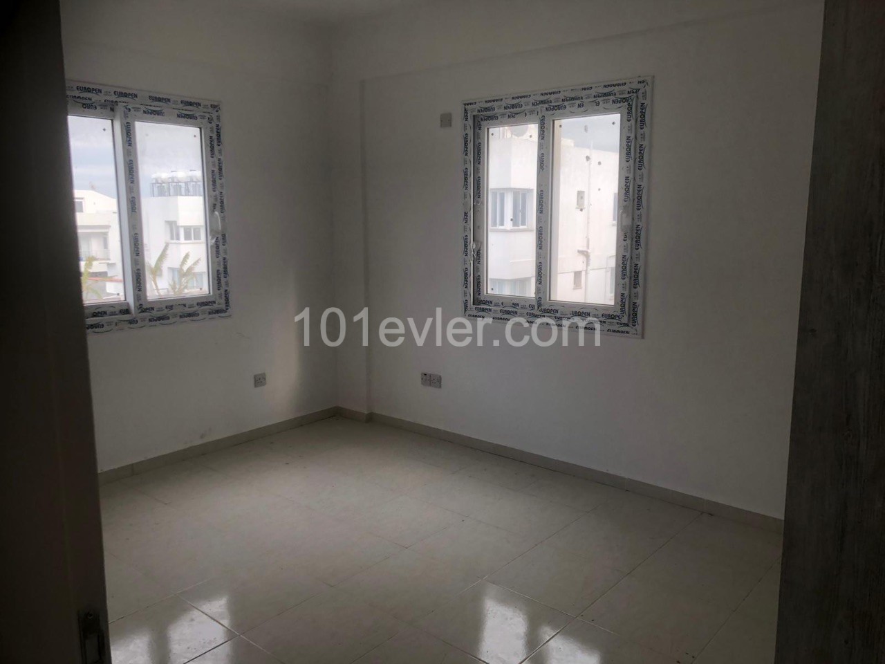 GROUND FLOOR MADE IN TURKEY 3+1 ZERO FLAT FOR SALE ** 