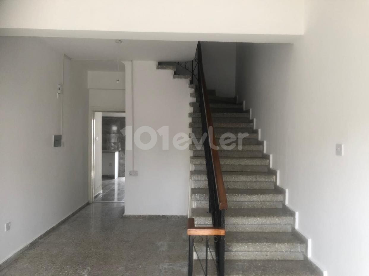 3+ 1 Furnished Duplex Villa for Rent in Mitreli Yenikent District, 3 Minutes from Grocery Stores ** 