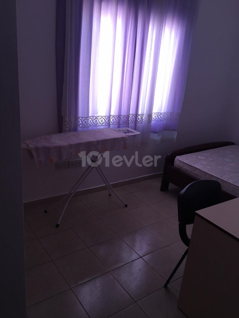 amitköy Bölgesinde 2+1 Full Eşyalı Apartman Dairesi…