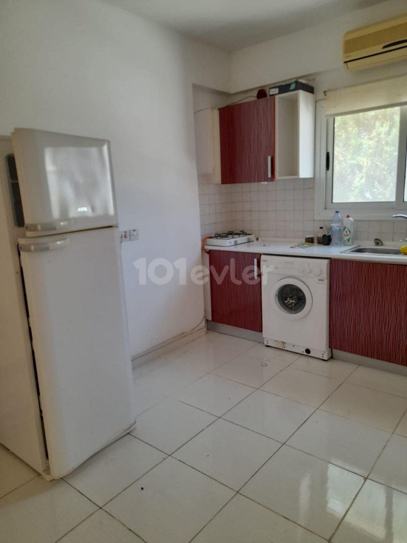 APARTMENT FOR STUDENTS -2+1 Fully FURNISHED APARTMENT FOR RENT - AVAILABLE IMMEDIATELY ** 