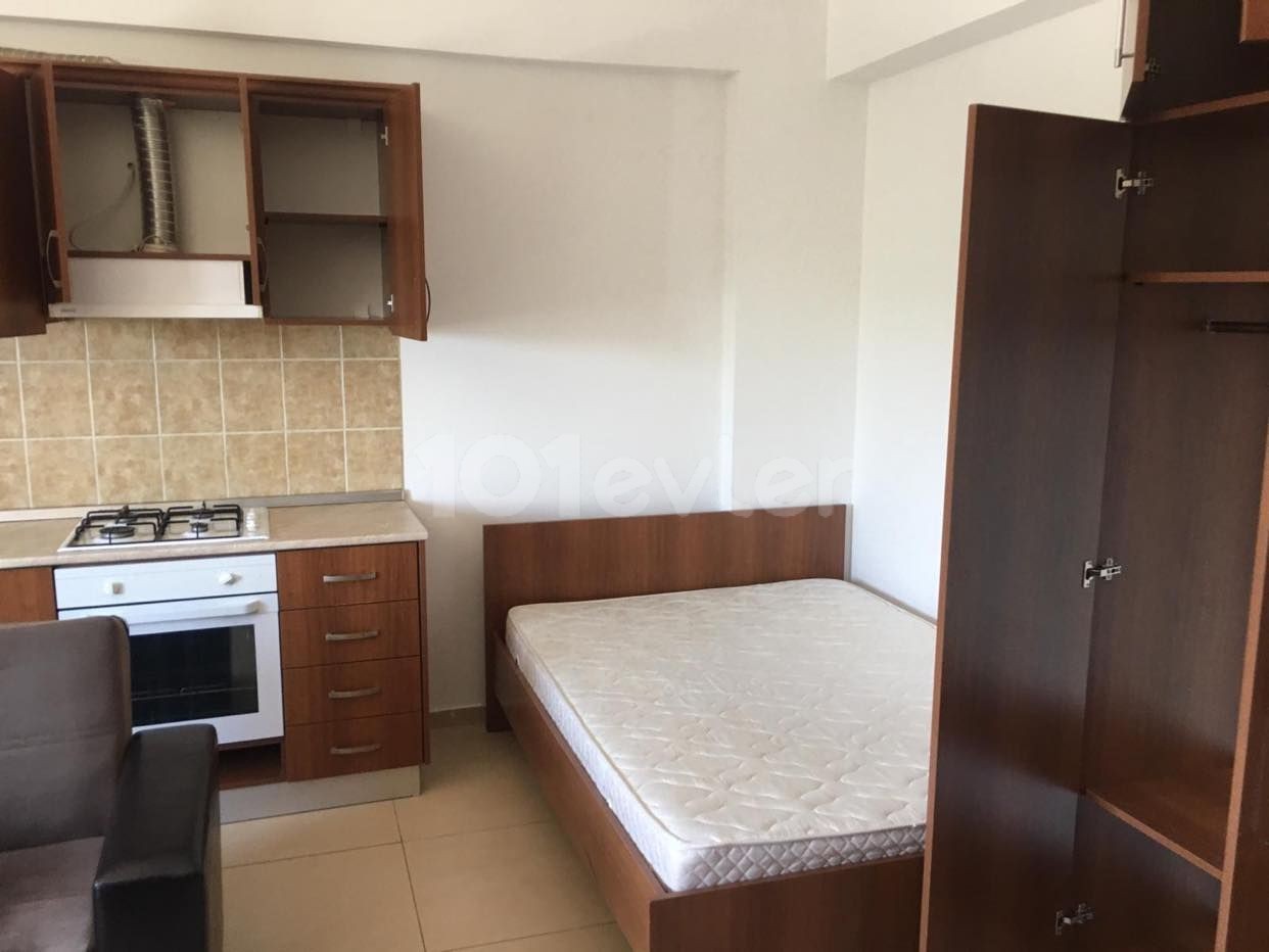 - 1+0 voll möblierte Studio-Wohnung zur Miete-3 Minuten von den Schuldiensten und Lebensmittelgeschäften der Region Kyrenia Bosporus 1 + 0 voll möblierte Studio-Wohnung zur Miete. ** 