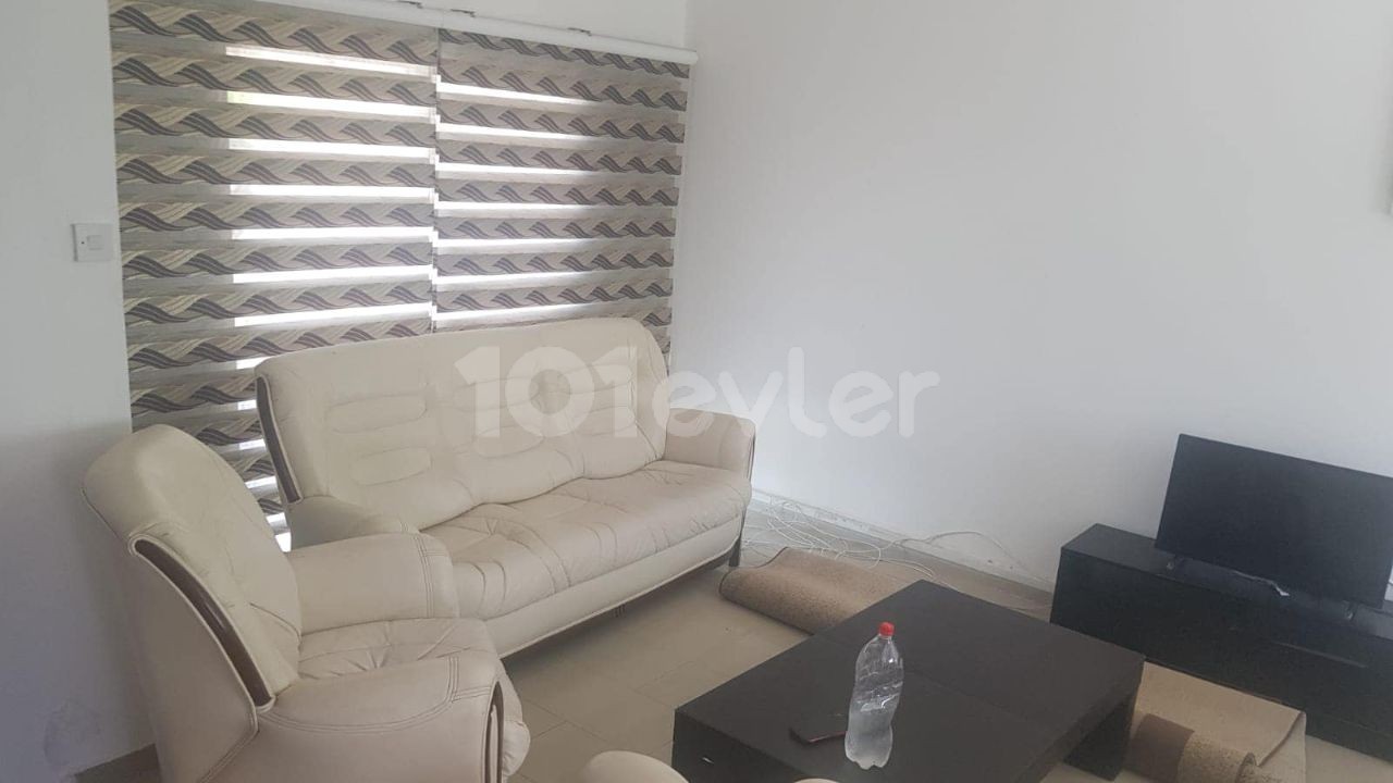 Detached House To Rent in Göçmenköy, Nicosia