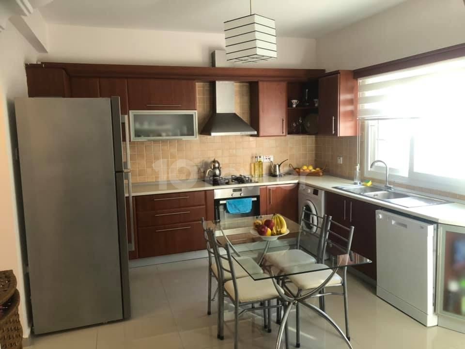 -3 + 1 Fully Furnished LUXURY RENTAL TWIN VILLA - IMMEDIATELY AVAILABLE - 3 + 1 Fully Furnished Apartment for Rent 1 Minute from the Markets of the YENIKENT Region. 2 WC AND BATHROOM - GARDEN - BARBECUE - CAR GARAGE ** 
