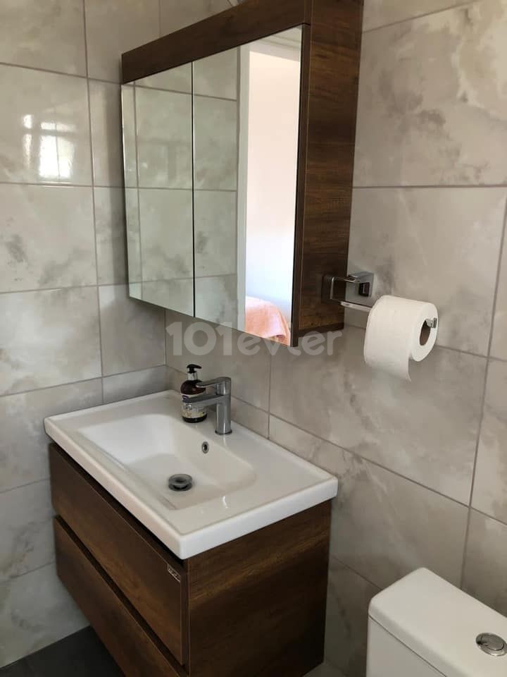 -3 + 1 Fully Furnished LUXURY RENTAL TWIN VILLA - IMMEDIATELY AVAILABLE - 3 + 1 Fully Furnished Apartment for Rent 1 Minute from the Markets of the YENIKENT Region. 2 WC AND BATHROOM - GARDEN - BARBECUE - CAR GARAGE ** 