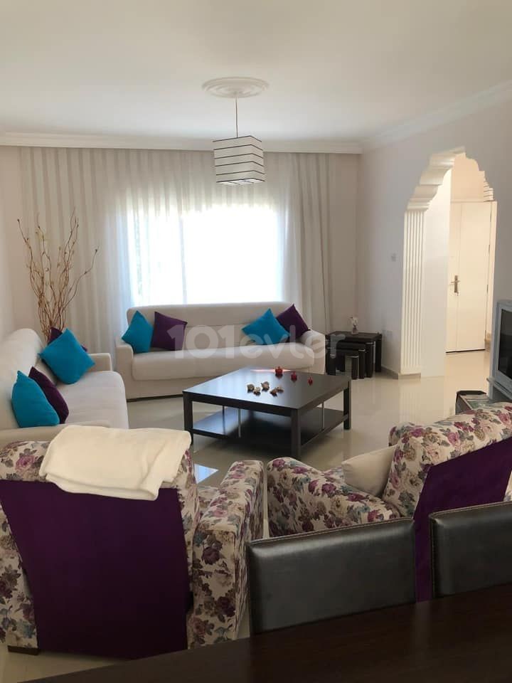 -3 + 1 Fully Furnished LUXURY RENTAL TWIN VILLA - IMMEDIATELY AVAILABLE - 3 + 1 Fully Furnished Apartment for Rent 1 Minute from the Markets of the YENIKENT Region. 2 WC AND BATHROOM - GARDEN - BARBECUE - CAR GARAGE ** 