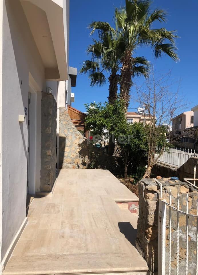 -3 + 1 Fully Furnished LUXURY RENTAL TWIN VILLA - IMMEDIATELY AVAILABLE - 3 + 1 Fully Furnished Apartment for Rent 1 Minute from the Markets of the YENIKENT Region. 2 WC AND BATHROOM - GARDEN - BARBECUE - CAR GARAGE ** 