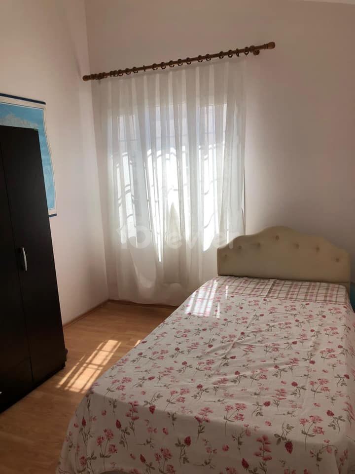 -3+1 Full Eşyalı LÜKS KİRALIK İKİZ VİLLA - HEMEN MÜSAİT - YENİKENT Bölgesi Marketlere 1 Dakika Mesafede Kiralık 3+1 Full Eşyalı Daire. 2 WC VE BANYO - BAHÇE - BARBEKU - ARAÇ GARAJI