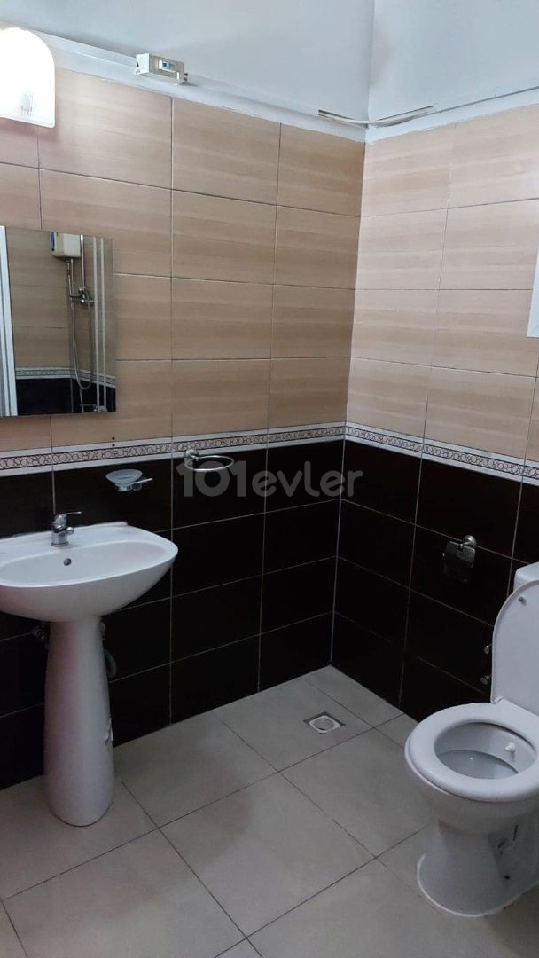 HEMEN MÜSAİT - ALAYKÖY Bölgesinde 2+1 Full Eşyalı Apartman Dairesi…