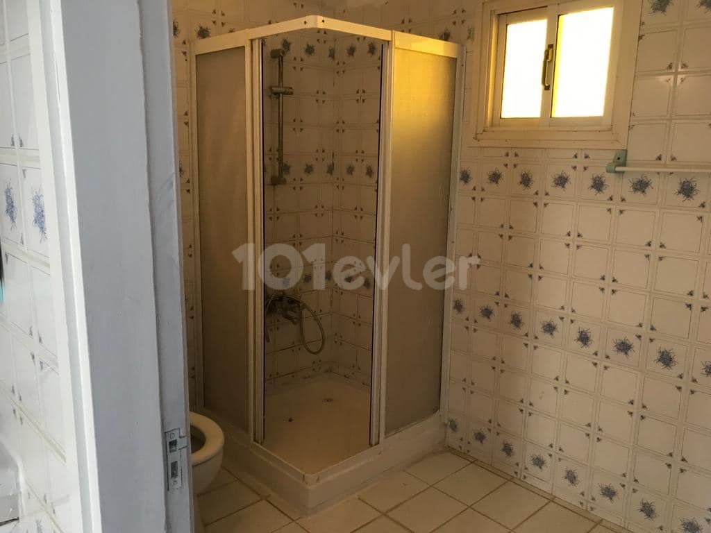  HEMEN MÜSAİT  -Kıbrıs Öğrenciye Kiralık Daireler&Evler... GÖNYELİ Bölgesi 4+1 Full Eşyalı Kiralık DUBLEX EV (300 M'2) 