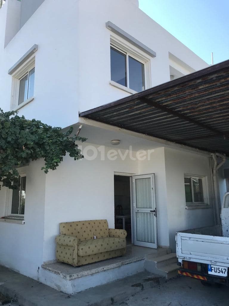  HEMEN MÜSAİT  -Kıbrıs Öğrenciye Kiralık Daireler&Evler... GÖNYELİ Bölgesi 4+1 Full Eşyalı Kiralık DUBLEX EV (300 M'2) 