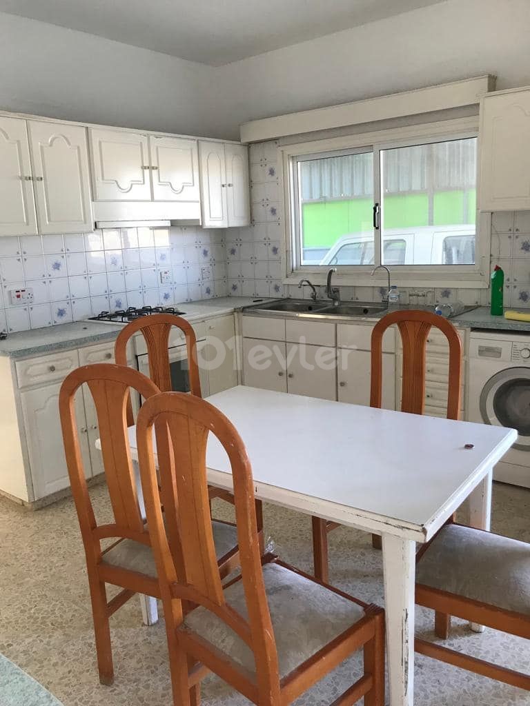  HEMEN MÜSAİT  -Kıbrıs Öğrenciye Kiralık Daireler&Evler... GÖNYELİ Bölgesi 4+1 Full Eşyalı Kiralık DUBLEX EV (300 M'2) 