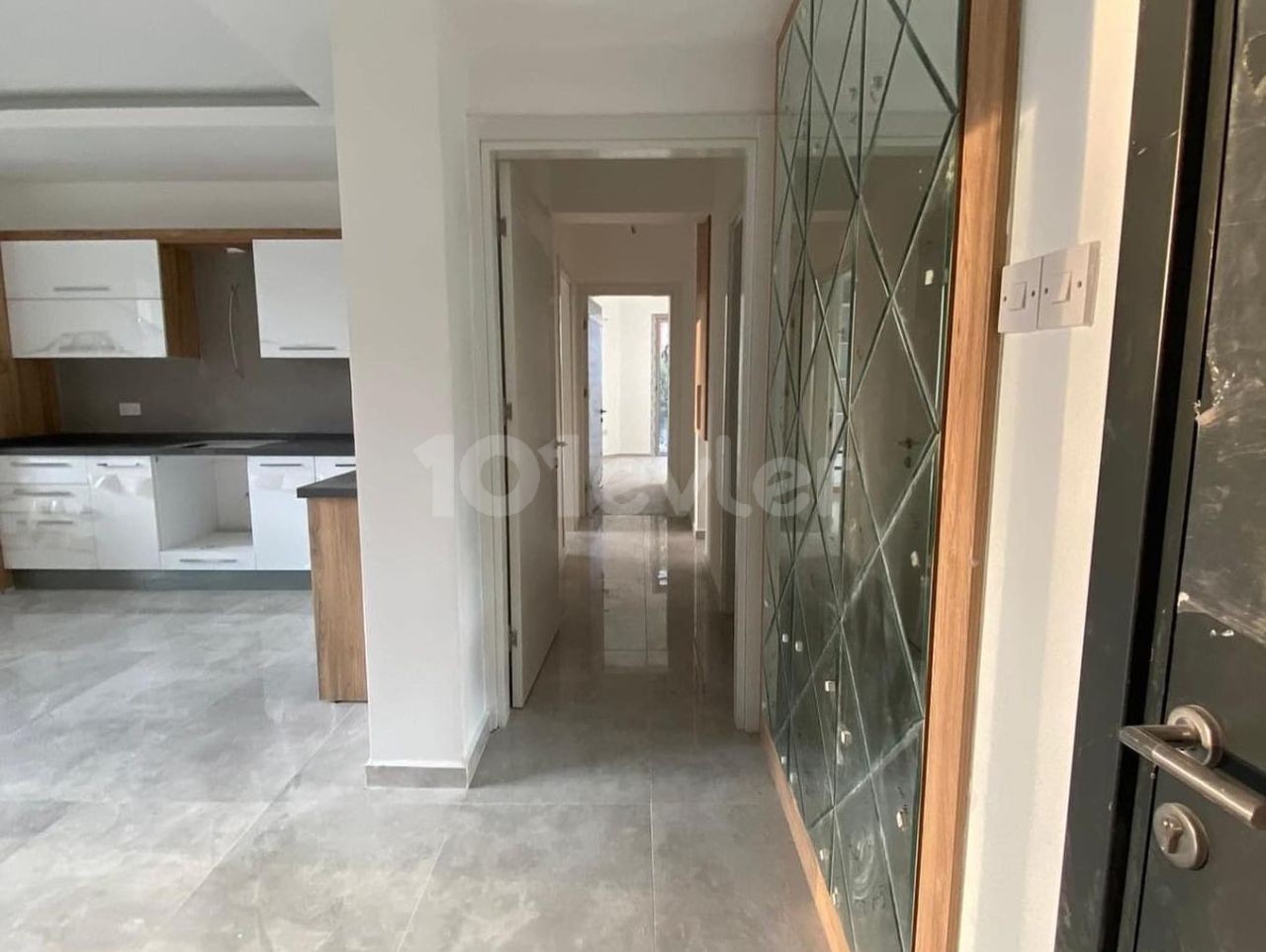 Flat For Sale in Küçük Kaymaklı, Nicosia