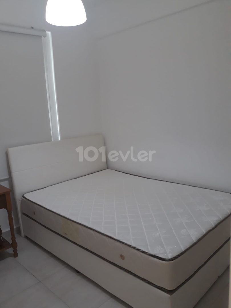 -KÜÇÜK KAYMAKLI BÖLGESİ 3+1 Full Eşyalı Apartman Dairesi.