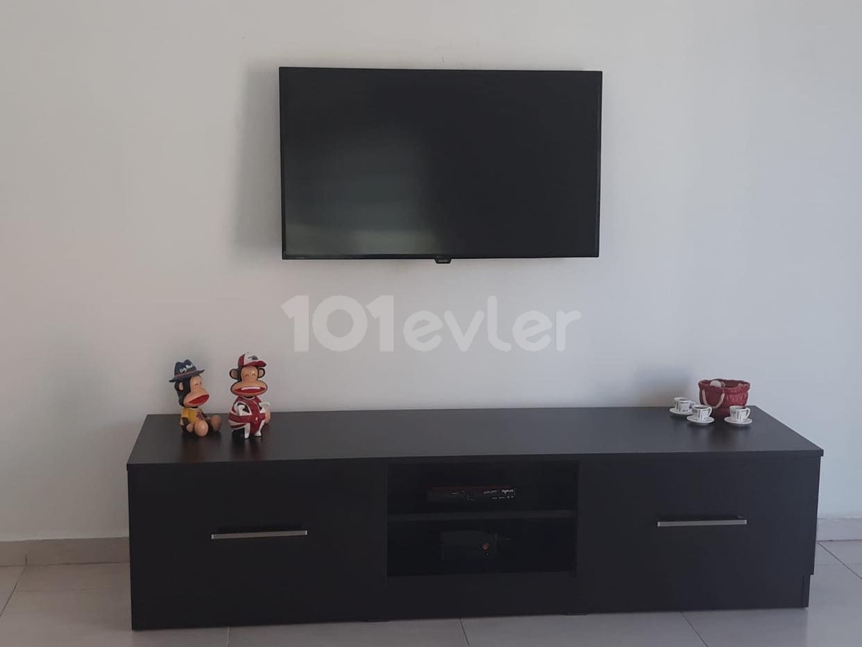 -KÜÇÜK KAYMAKLI BÖLGESİ 3+1 Full Eşyalı Apartman Dairesi.