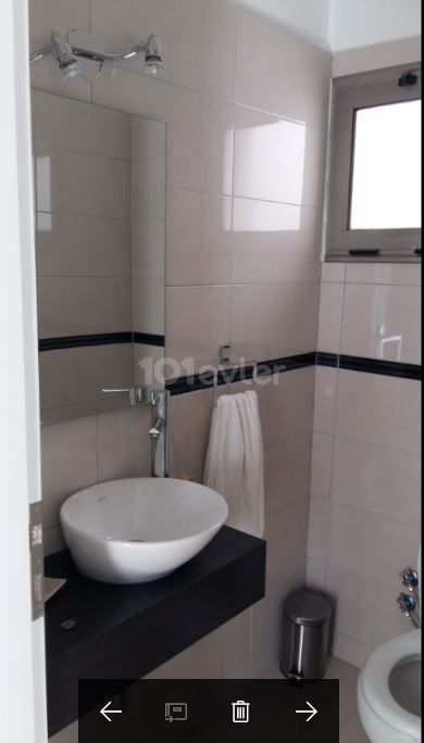 -KÜÇÜK KAYMAKLI BÖLGESİ 3+1 Full Eşyalı Apartman Dairesi.