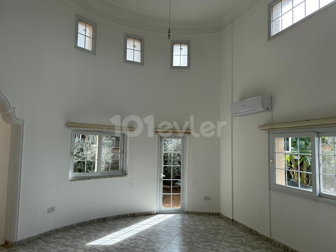 Villa To Rent in Küçük Kaymaklı, Nicosia