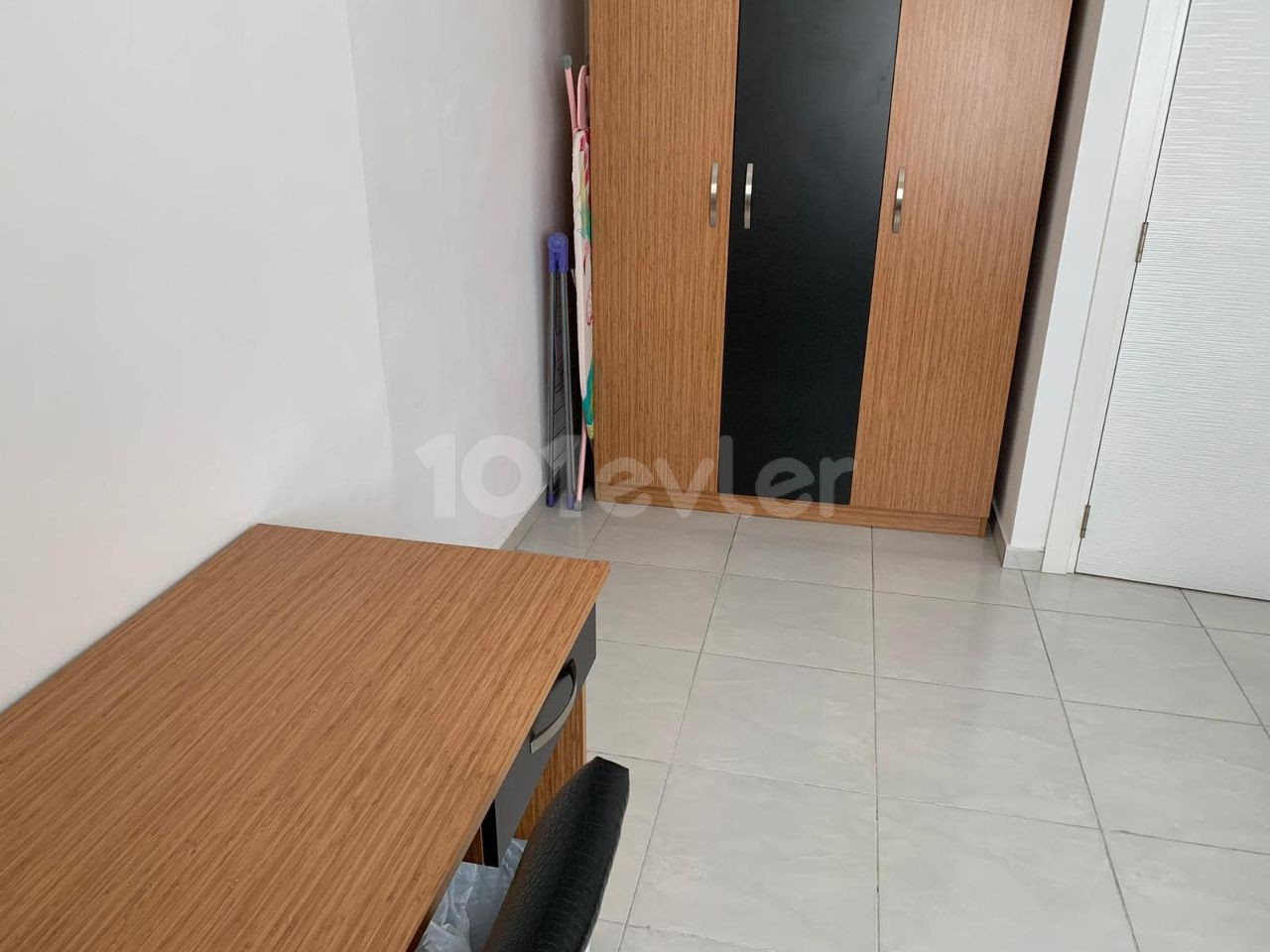 13 HAZİRANDA MÜSAİT DAİRE -KÜÇÜK KAYMAKLI BÖLGESİ 1+1 Full Eşyalı Apartman Dairesi.