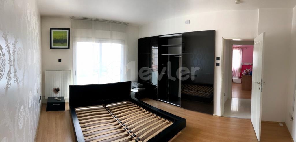 🛎-ORTAKÖY AREA 3+1 Unfurnished Penshouse. Family appt. Will be given to family only