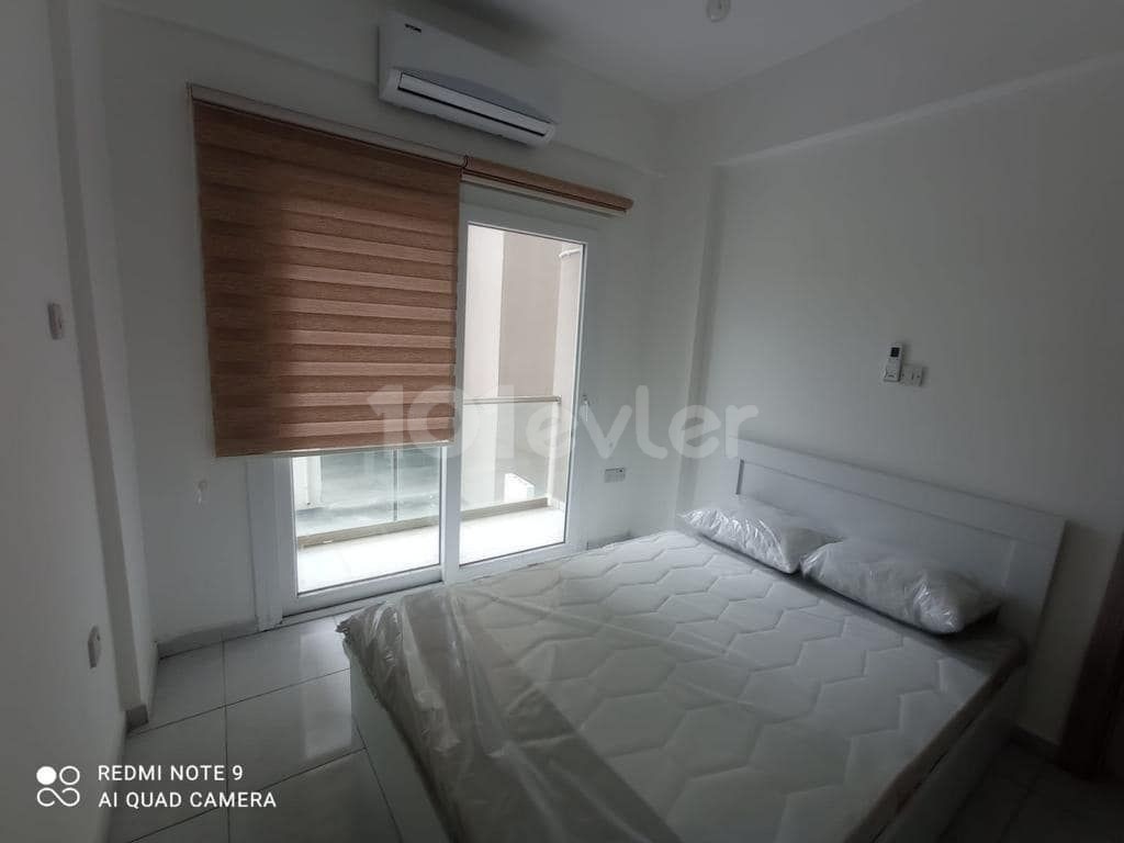 AYLIK ÖDEMELİ DAİRE - -KÜÇÜK KAYMAKLI BÖLGESİ 2+1 Full Eşyalı Apartman Dairesi. Yeni 1 yıllık daire + çift kişilik yataklar + salon ve odalarda klimalıdır.