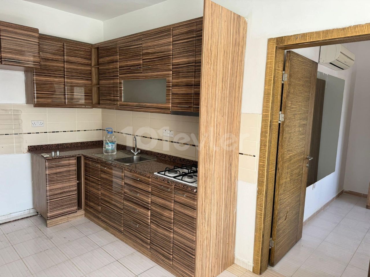 🛎- ORTAKÖY BÖLGESİ 2+1 Full Eşyalı Apartman Dairesi.