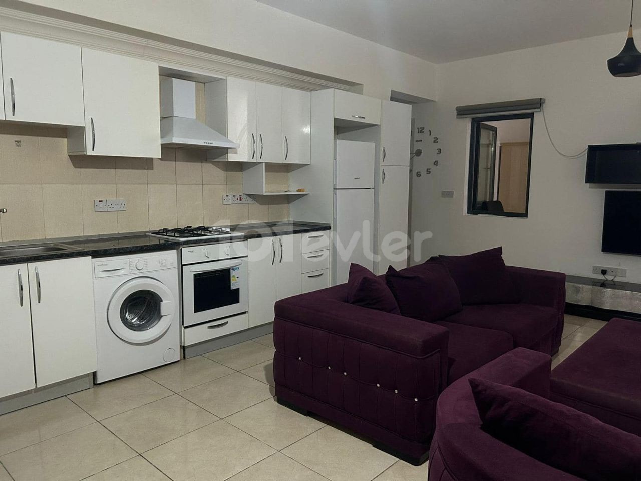 IMMEDIATELY AVAILABLE - 2+1 FURNISHED FLAT in Küçük Kaymaklı Area, 2 Minutes from School Buses and Markets.