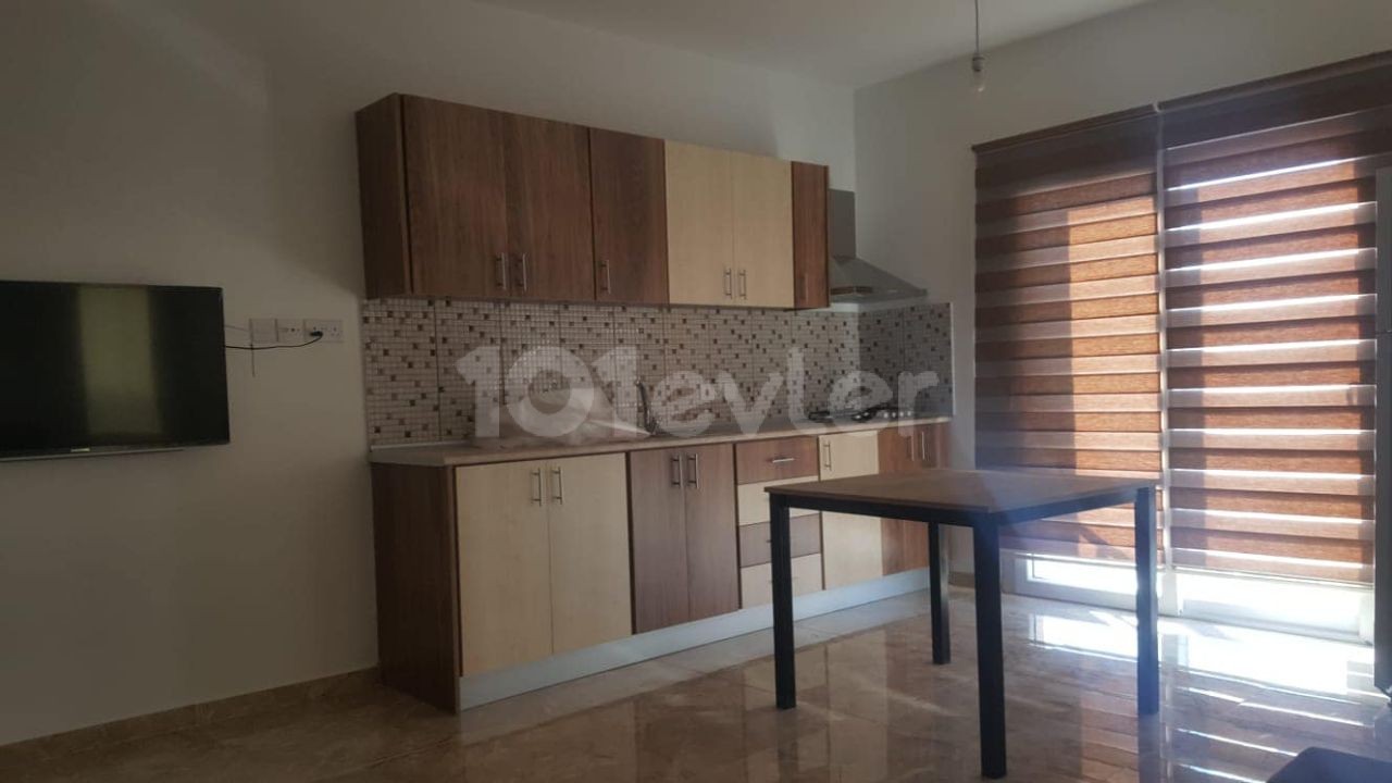 1 Haziranda Müsait… -HASPOLAT BÖLGESİ 2+1 Full Eşyalı Daire