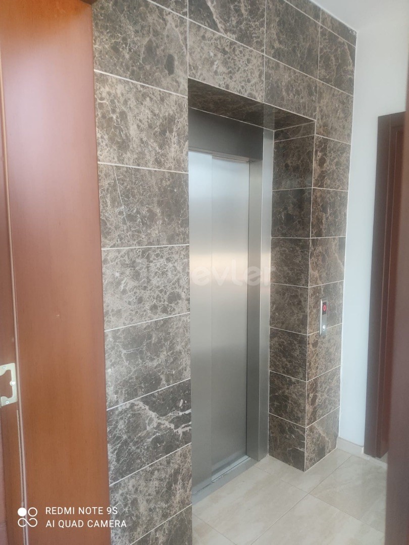 MAĞUSA SAKARYA BÖLGESİ KİRALIK 2+1  DAİRE