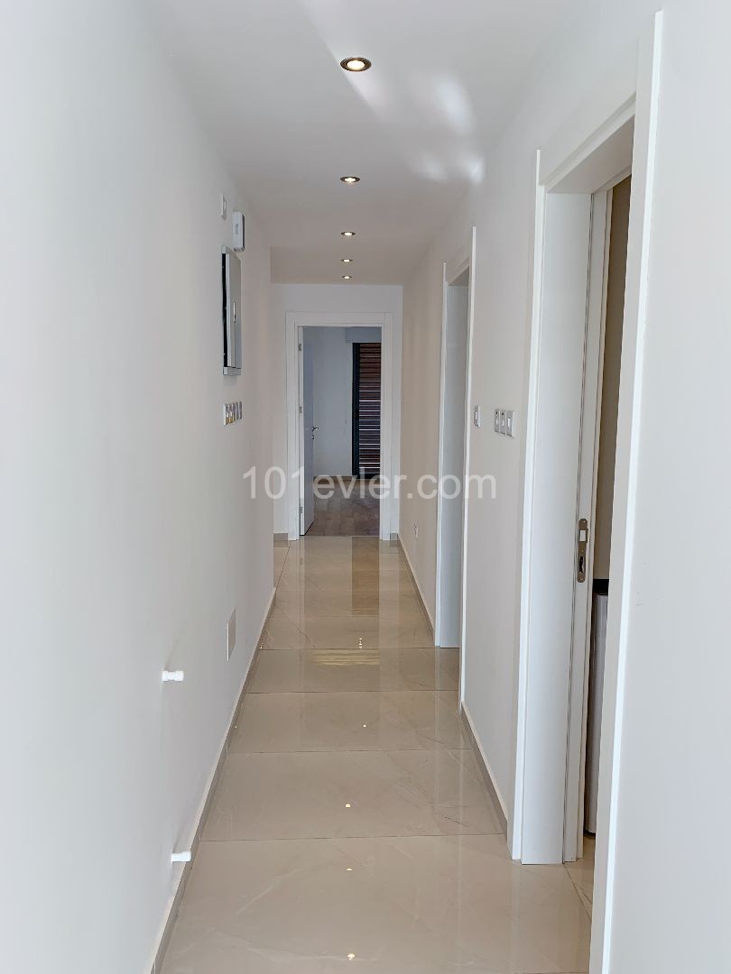 3+1 Luxury Flat To Rent in Metehan, Nicosia