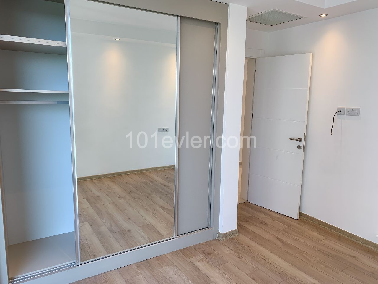 3+1 Luxury Flat To Rent in Metehan, Nicosia