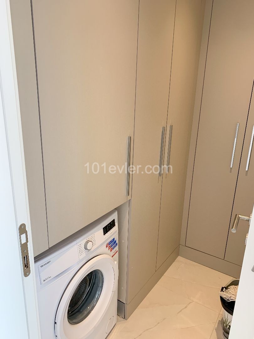 Lefkoşa Metehan'da 3+1 Beyaz Eşyalı Kiralık Lüks Daire (167m2)