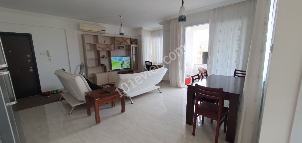 One bedroom apartment in a residential complex in Alsancak