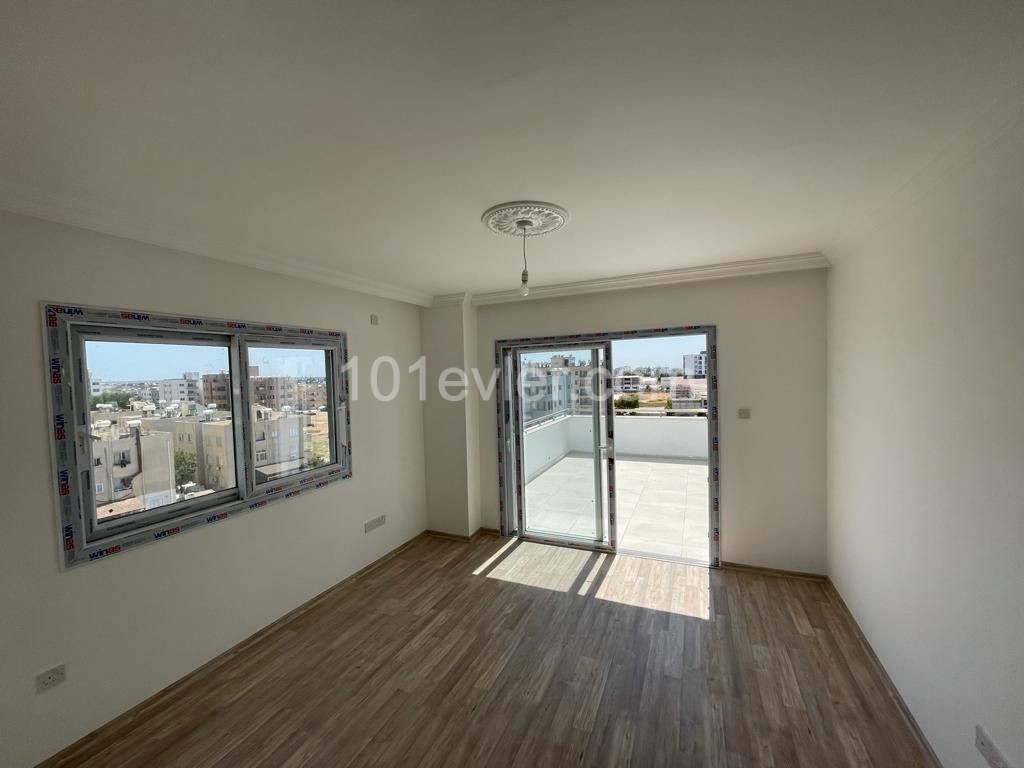 FLATS FOR SALE IN THE CITY CENTER