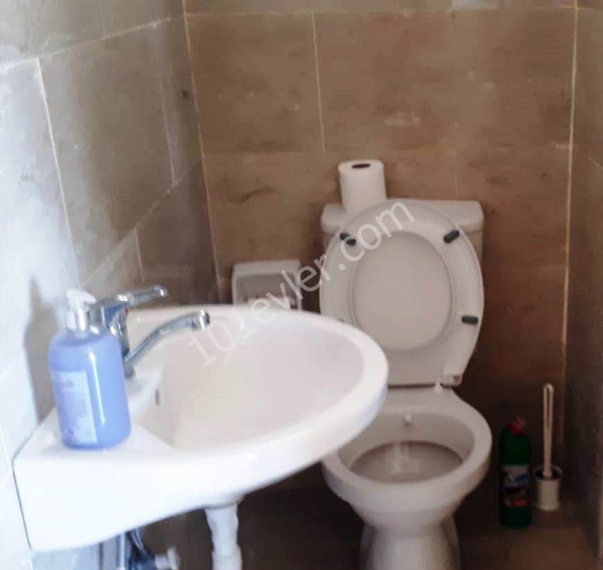 A FULLY FURNISHED APARTMENT WITH 3 BEDROOMS IN THE CENTER OF KYRENIA, SUITABLE FOR INVESTMENT AND LIVING, IS FOR SALE IMMEDIATELY!!!! STOCK THE DEED ALONE!!!!FOR DETAILED INFORMATION, PLEASE CONTACT 05338334049 ** 