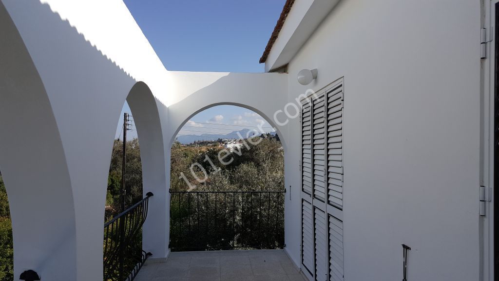 3 BEDROOM DETACHED HOUSE WITH PRIVATE POOL ON A PLOT OF 1000 M2 IN KYRENIA-ÇATALKOYDE SHAH MARKET AREA OF 145 M2. DECOUPLED HOUSE WITH PRIVATE POOL ON A PRIVATE PLOT OF 145 M2 IN KYRENIA-ÇATALKOYDE SHAH MARKET AREA.-FOR DETAILED INFORMATION AND ON-SITE VIEWING -05338334049-8886970. ** 