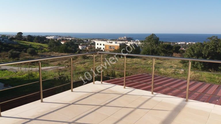 Beautiful 3 Bedroom, 3 Bathroom Villa with Private Pool in Catalkoy with Panoramic Views of the Sea and Mountains  - ONLY 1 DEPOSIT