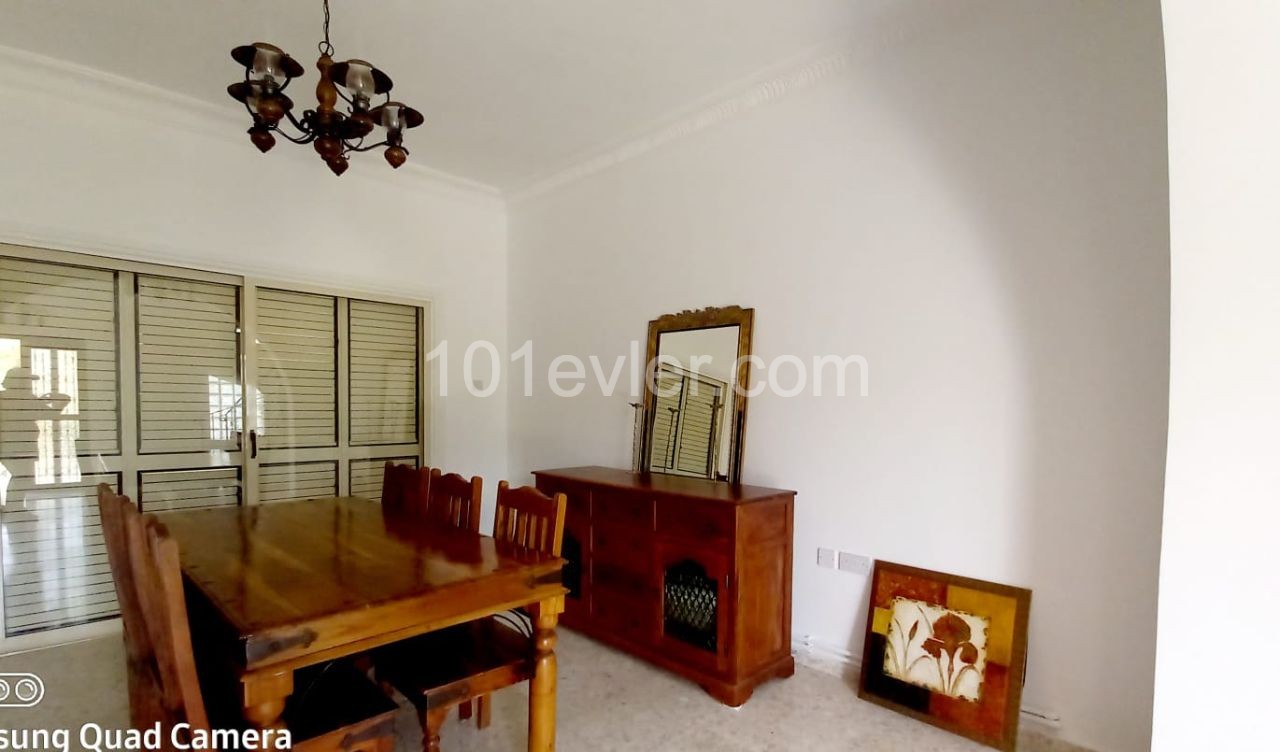 For rent  sea side 4 bedrooms  detached house  in Çatalkoy