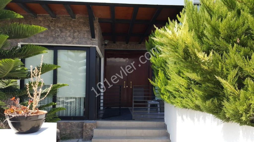 Please contact us for detailed information about this unique Turkish made Steel construction 4+3 unique house and for on-site viewing on the main road and easy access to the sea in Kyrenia -Ozankoy. **  ** 
