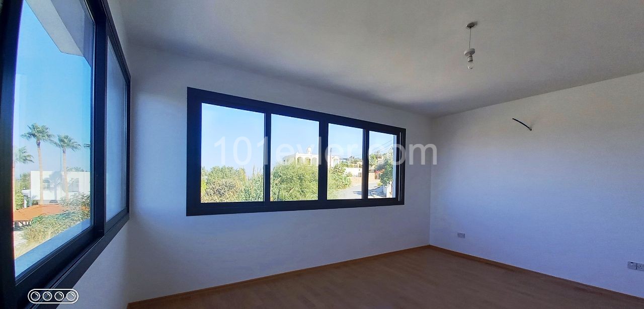 Önü kapanmaz manzaralı 4 yatak odalı özel havuzlu villa. Daha farklı seçenekler için www.satarproperty.com